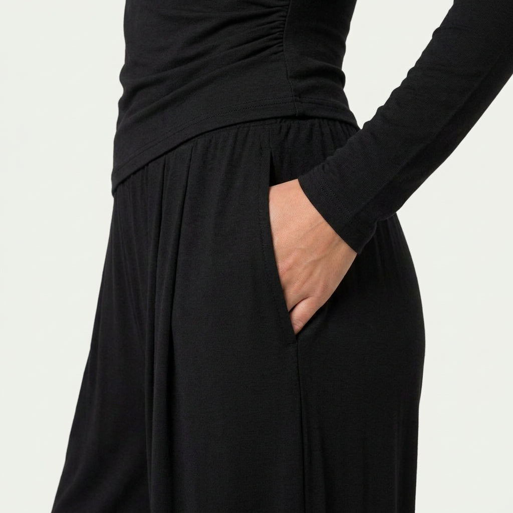 Women's Wrap Top & Wide-Leg Trouser Co-Ord Set – Pleated